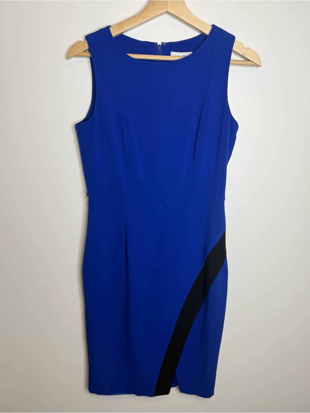 Calvin Klein Royal Blue Sleeveless Sheath Dress with Black Diagonal Panel size 4